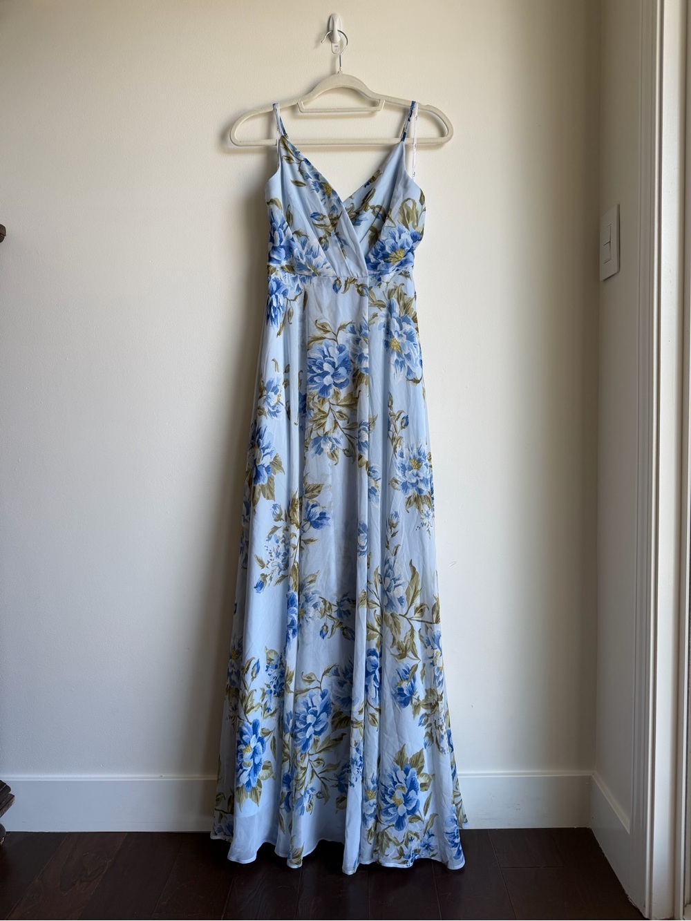 NWOT Lulu's Light Blue Floral Maxi Gown Dress Oh-So Romantic
